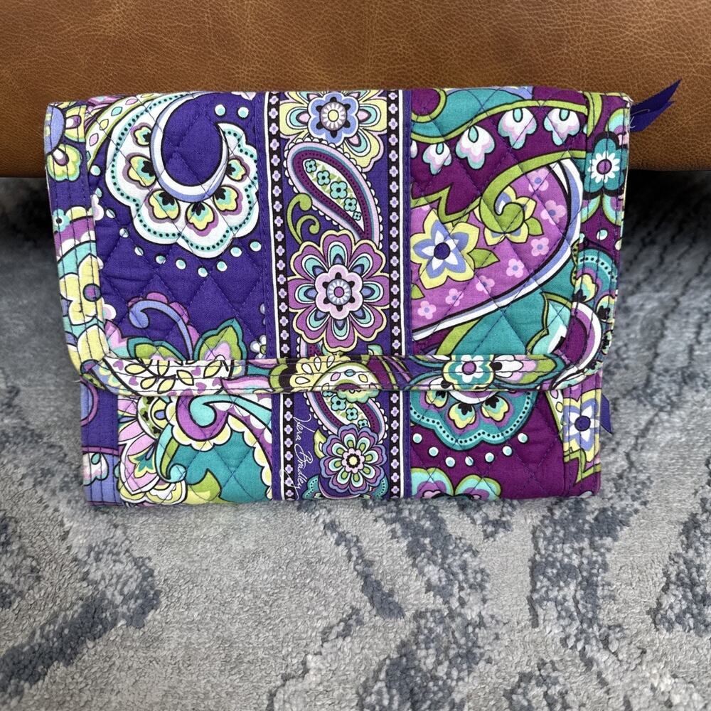 Vera Bradley Heather Paisley Quilted Floral Hanging Toiletry Bag
